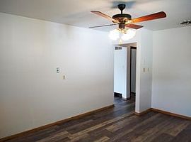 5350 S Egofske Rd, New Berlin, Wi 53146 in New Berlin, WI (Photo 6 of 8)