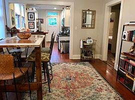  This Is The Lower Unfurnished Unit of a Duplex on a Small Park in New Orleans, LA (Photo 7 of 12)