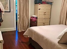  This Is The Lower Unfurnished Unit of a Duplex on a Small Park in New Orleans, LA (Photo 8 of 12)