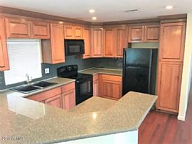 3002 W Larkspur Dr Phoenix, Az 85029 in Phoenix, AZ (Photo 2 of 11)