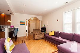 6810 N Lakewood Ave # 3687, Chicago, Il 60626 2 Beds 2 Baths -- in Chicago, IL (Photo 3 of 6)