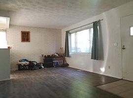 Charming 3 Bedrooms and 1 Bathroom in Cincinnati, OH (Photo 3 of 5)