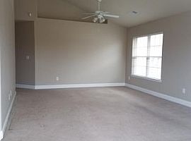 1047 Lexington Dr, Moody, Al 35004 in Moody, AL (Photo 4 of 4)