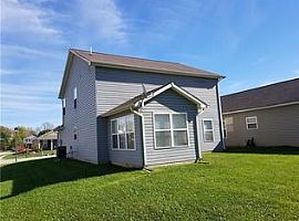 526 Shining Star Ln, Avon, In in Avon, IN (Photo 2 of 5)