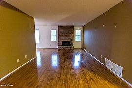 1270 S Lavonne Way Tucson, Az 85713 in Tucson, AZ (Photo 3 of 12)