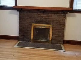 4 Beds 2 Baths. Please Contact: #503-832-7688 For Interest Or F in Madison, WI (Photo 3 of 8)