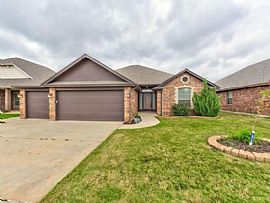 Comfortable 4beds 2baths Home in Oklahoma City, OK