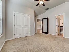 Comfortable 4beds 2baths Home in Oklahoma City, OK (Photo 10 of 12)