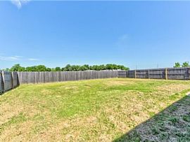 Comfortable 4beds 2baths Home in Oklahoma City, OK (Photo 12 of 12)