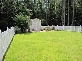 3 Beds 2 Baths in New Bern, NC (Photo 8 of 8)
