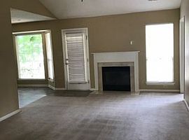 3 Beds 2 Baths in Charlotte, NC (Photo 2 of 7)