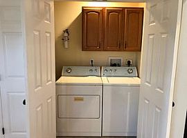 2 Beds 1.5 Baths in Charlotte, NC (Photo 5 of 8)