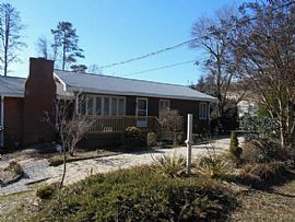 3 Beds 2 Baths in Durham, NC