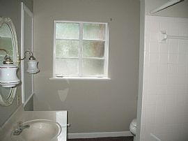 9213 Fairground Rd, Louisville, Ky   4 Beds 3 Baths in Louisville, KY (Photo 3 of 8)