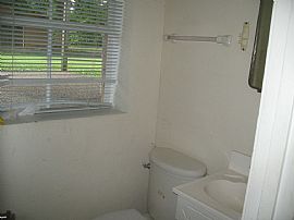 9213 Fairground Rd, Louisville, Ky   4 Beds 3 Baths in Louisville, KY (Photo 8 of 8)