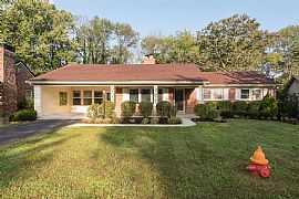 124 Milwood Dr, Winchester, Ky  3 Beds 2 Baths in Winchester, KY
