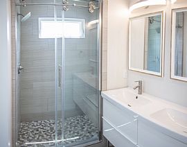 6 Beds 6 Baths. Text Or Call # 503 832 7688 in Austin, TX (Photo 8 of 12)