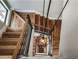 12beds 12bath. For Touring This Home Contact @ 503 832 7688 in Dallas, TX (Photo 10 of 12)