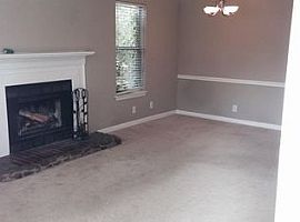 294 Donna Dr Apt A, Hendersonville, Tn 37075 2 Beds 1.5 Baths 1 in Hendersonville, TN (Photo 2 of 2)