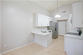 Lovely 3 Bedroom House in Orlando, FL (Photo 8 of 9)