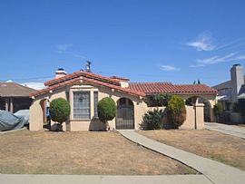 3127 W 79th St, Los Angeles, Ca  in Los Angeles, CA