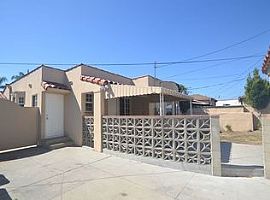 3127 W 79th St, Los Angeles, Ca  in Los Angeles, CA (Photo 2 of 5)