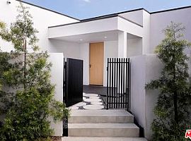 6390 Quebec Dr, Los Angeles, Ca in Los Angeles, CA