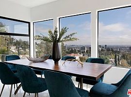 6390 Quebec Dr, Los Angeles, Ca in Los Angeles, CA (Photo 4 of 5)