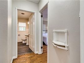 2 Bedrooms,  1 Bath Comfortable Apartment  in Oklahoma City, OK (Photo 7 of 11)