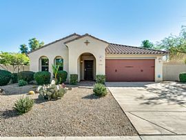 Charming 4 Bedrooms ,2 Bathrooms  in Sun City West, AZ