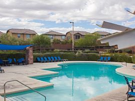 4 Bedrooms, 3 Bathrooms Home in Las Vegas, NV (Photo 10 of 12)