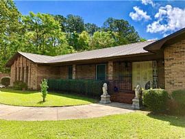 2113 Boykin Blvd, Mobile, Al 36605 in Mobile, AL