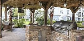 Charming/unique 2 Bedroom Home in Houston, TX (Photo 9 of 9)