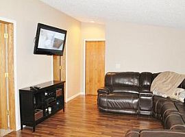 3 Beds 2 Baths in Thompson, ND (Photo 7 of 9)