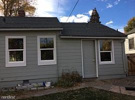 2 Beds 1 Bath in Reno, NV (Photo 4 of 5)