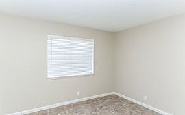 3 Beds 2 Baths in Las Vegas, NV (Photo 7 of 7)