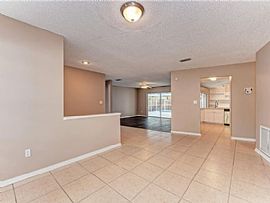 12341 Yellow Rose Cir Riverview, Fl 33569 in Riverview, FL (Photo 5 of 12)