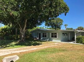 2250 47th Ave, Vero Beach, Fl 32966 in Vero Beach, FL