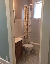 1514 S 3rd St Apt 3, Louisville, Ky   2 Beds 2 Baths in Louisville, KY (Photo 3 of 10)