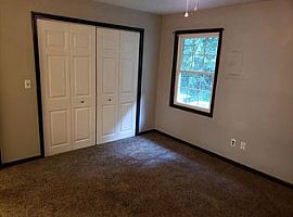 320 Strathmoor Blvd, Paducah, Ky  in Paducah, KY (Photo 4 of 4)