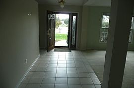 Beautiful 3 Bedroom Home in South Bend, IN (Photo 2 of 12)