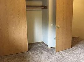 Perfect Single Family Home For Rent in a Wonderful Location in Marysville, WA (Photo 4 of 10)