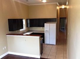 Charming 2/1  in New Orleans, LA (Photo 12 of 12)