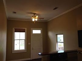 Charming 2/1  in New Orleans, LA (Photo 4 of 12)