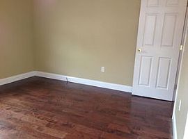 Charming 2/1  in New Orleans, LA (Photo 8 of 12)