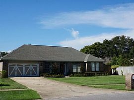 295 Stahlman Ave, Destin, Fl 32541 4 Beds 2 Baths 2,408 Sqft in Destin, FL