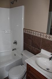 7401 Watson Ln, Louisville, Ky   5 Beds 2 Baths in Louisville, KY (Photo 6 of 8)