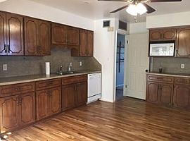 3 Bedroom  7911 E Willetta St, Scottsdale Az 85251 in Scottsdale, AZ (Photo 2 of 7)