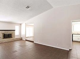 3 Bedroom 348 Gana Ct, Henderson, Nv 89014 in Henderson, NV (Photo 2 of 11)