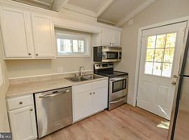 560 Shenandoah River Dr, Harpers Ferry, Wv 25425 in Harpers Ferry, WV (Photo 10 of 11)